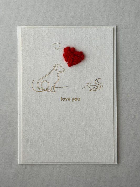 DOGGIE AND SQUIRREL LOVE